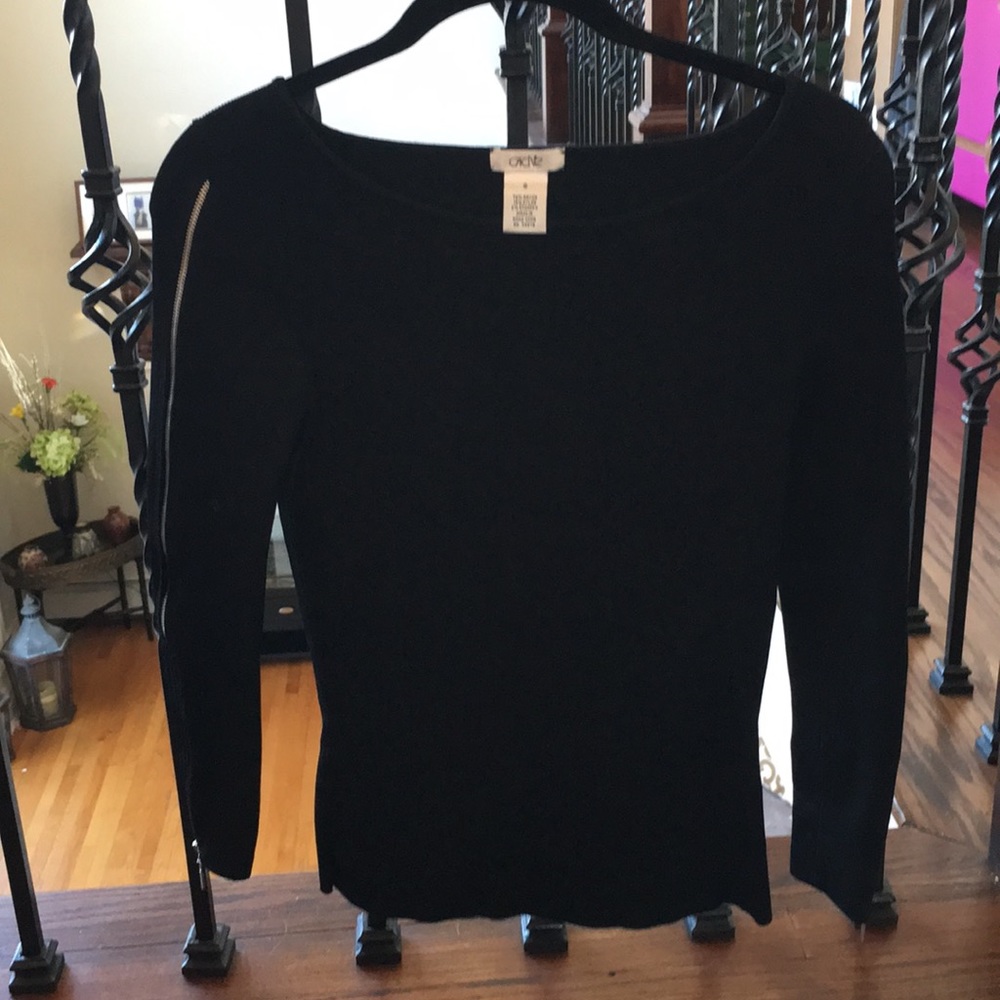 Woman's top